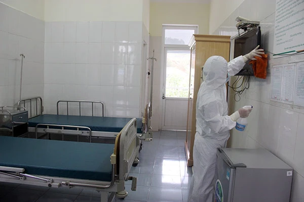 Phòng bệnh đầy đủ tiện nghi mà hai du khách người Anh từng điều trị tại Bệnh viện Đa khoa tỉnh.