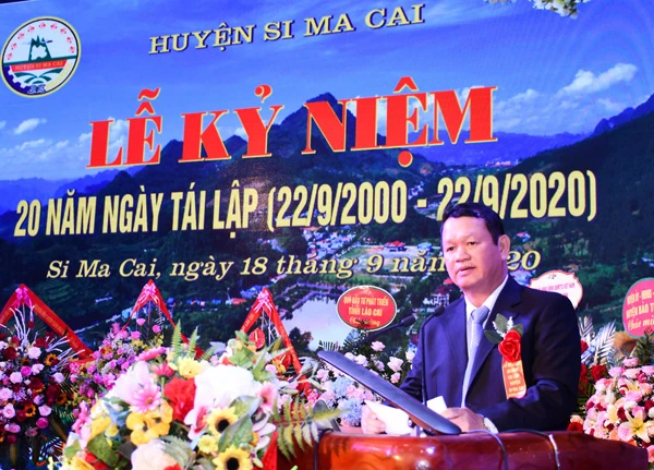 Bí thư Tỉnh ủy Nguyễn Văn Vịnh phát biểu ý kiến.