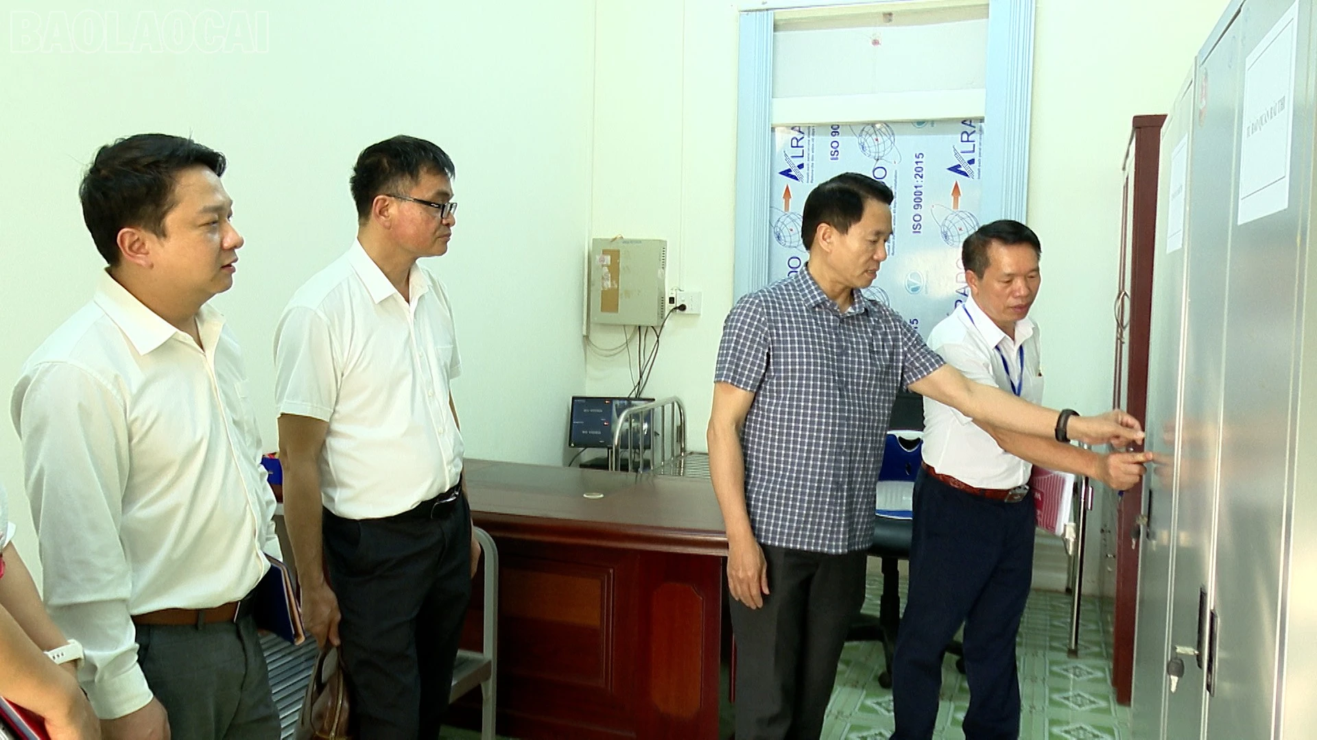 baolaocai-tl_nhung-kiem-tra00-09-08-18still009.jpg