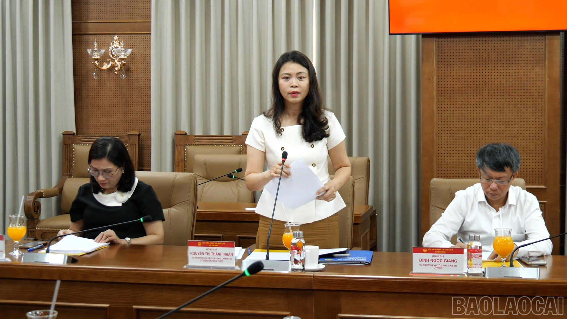 baolaocai-br_tham-dinh-chuan-200-26-29-23still002.jpg