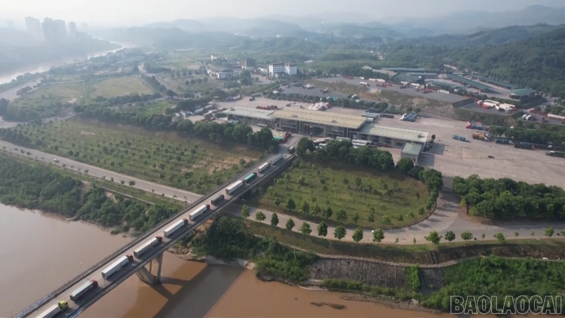 baolaocai-br_tq-dau-tu00-18-34-23still009.png