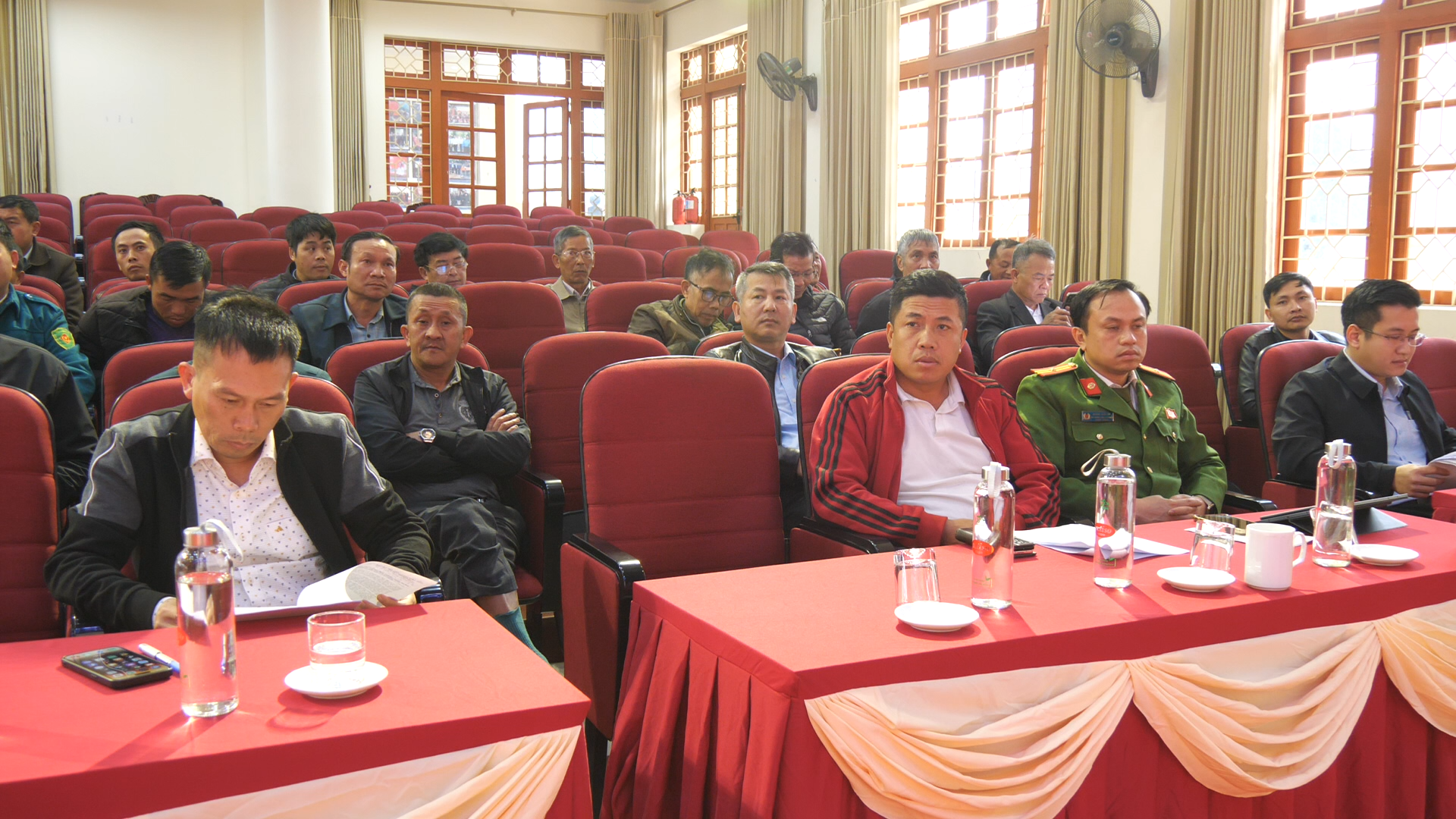 Quang cảnh lễ phát động "Chiến dịch 100 ngày đêm". 100-sa-pa00-04-36-11still006.png