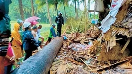 Bão Fengshen gây thiệt hại nặng nề tại Philippines, ít nhất 10 người thiệt mạng
