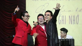 Tuấn Hưng, Bằng Kiều, Anh Tú làm live-concert tái hợp Quả Dưa Hấu