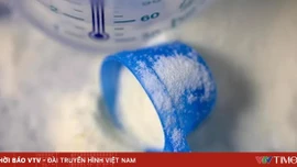 Thụy Sĩ điều tra sữa công thức nghi nhiễm độc tố