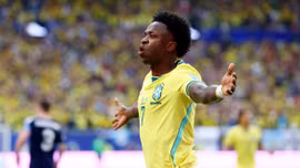Trực tiếp Scotland 0-1 Brazil: Vũ công Samba tấn công dồn dập