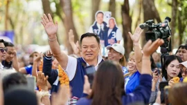 Đảng cầm quyền ở Thái Lan chiếm ưu thế trước thềm Tổng tuyển cử