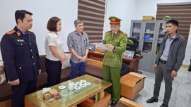 Lào Cai: Khởi tố 3 đối tượng về tội “Lợi dụng chức vụ, quyền hạn trong khi thi hành công vụ”