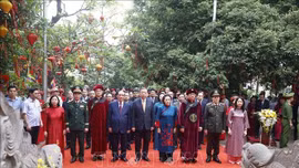 Tổng Bí thư, Chủ tịch nước Tô Lâm dâng hương tưởng niệm các vua Hùng