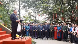 Tổng Bí thư, Chủ tịch nước Tô Lâm gặp gỡ, nói chuyện với người dân tại Đền Hùng
