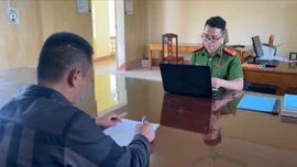 Lào Cai: Xử phạt đối tượng phát tán thông tin sai sự thật lên mạng xã hội