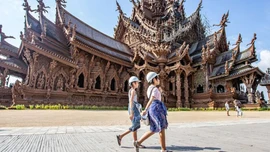 Khách Việt Nam đến Thái Lan giảm mạnh