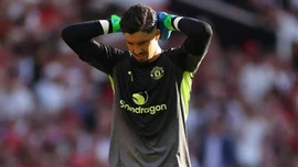 Man Utd nhận tin buồn, có quyết định bất ngờ khi gặp Man City