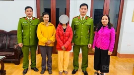 Lào Cai: Phối hợp 3 ngày đêm xác minh, giúp gia đình nhận lại con gái đi lạc