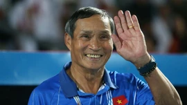 HLV Mai Đức Chung chia tay tuyển nữ Việt Nam