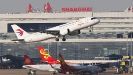 Du khách Trung Quốc hủy gần 500.000 vé bay đến Nhật Bản do căng thẳng gia tăng