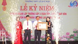 Trường THPT Lê Quý Đôn kỷ niệm 60 năm thành lập, đón Huân chương Lao động hạng Ba