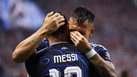 Messi lập cú đúp kiến tạo, Argentina ngược dòng thắng Anh để vào chung kết World Cup 2026