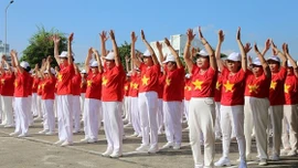 Việt Nam bước vào già hoá dân số, chăm sóc sức khoẻ người cao tuổi là yêu cầu cấp thiết