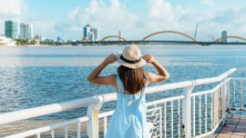 Du khách Anh đến Việt Nam sống và lý do gọi nơi này là "thiên đường"