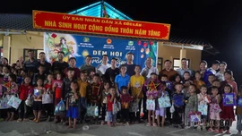 Tết Trung thu ấm áp được tổ chức ở các xã Mường Bo, Bát Xát, Lục Yên và Cốc Lầu