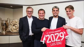 Chính thức! Luis Diaz ra mắt Bayern Munich
