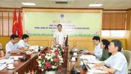 Dịch bệnh sốt xuất huyết bắt đầu vào cao điểm, phòng dịch đơn giản từ hộ gia đình