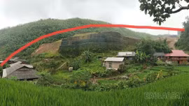 Phường Sa Pa di chuyển khẩn cấp 6 hộ dân khỏi khu vực có nguy cơ sạt lở cao