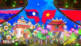 Đêm nghệ thuật đặc biệt khẳng định sức sống bền chặt của quan hệ Việt - Lào