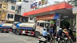 Bộ Công thương đề xuất doanh nghiệp bán lẻ được tự quyết giá xăng dầu