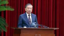 'Hàng thẳng, lối thông, đồng lòng cùng tiến'