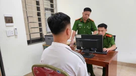 Lào Cai: Xử phạt cá nhân tung tin giả “tàu lạ trôi dạt” giữa mưa bão