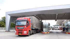 Cửa khẩu Kim Thành thông quan thông suốt dịp nghỉ lễ, không để ùn ứ hàng hóa