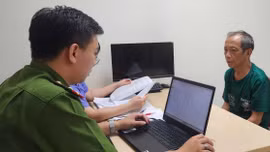 Bắt "thần y rởm" Nguyễn Tiến Nam chữa bệnh bằng nước ion kiềm, lừa đảo 100 tỉ đồng