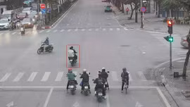 Chính thức từ 1/4: Người dân có thể gửi phản ánh vi phạm giao thông trên VNeID