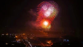 Nhiều tỉnh, thành trên cả nước bắn pháo hoa chào năm mới 2026
