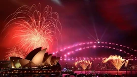 Màn 'đại tiệc' ánh sáng đón năm mới chưa từng có tại Australia