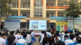 Gần 3.000 học sinh, cán bộ, giáo viên được tuyên truyền pháp luật, nâng cao kỹ năng phòng ngừa tội phạm