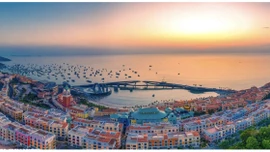 Du lịch "gồng" lỗ chờ lễ