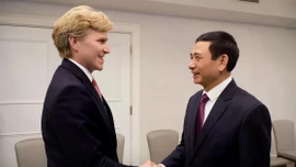 Đại tướng Phan Văn Giang tiếp Thứ trưởng thứ nhất Bộ Chiến tranh Hoa Kỳ