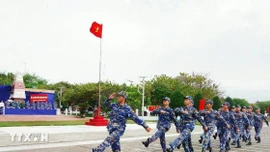 Chiến sĩ trên quần đảo Trường Sa ra quân, phát động phong trào thi đua năm 2026