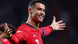 Danh sách triệu tập ĐT Bồ Đào Nha: Ronaldo khẳng định đẳng cấp vượt thời gian
