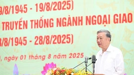 Tổng Bí thư Tô Lâm dự gặp mặt kỷ niệm 80 năm Ngày truyền thống Công an nhân dân và ngành Ngoại giao