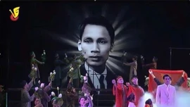 Đường 'từ Việt Bắc về Hà Nội' của Chủ tịch Hồ Chí Minh lên sân khấu cải lương