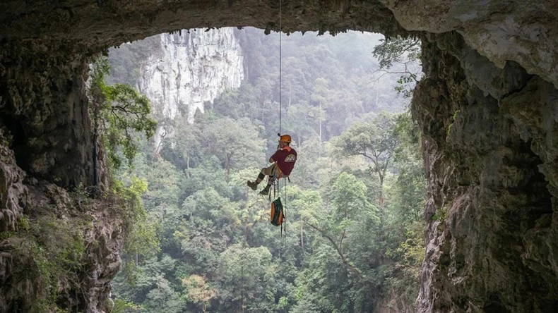 Nhiều tour khám phá hang động cho những người yêu thích mạo hiểm tại Phong Nha-Kẻ Bàng.