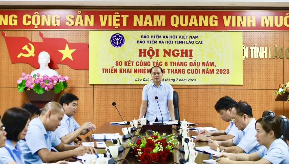 Quang cảnh hội nghị. z4516092908963_51642efbf30165fb243616a1f89b5dbf.jpg