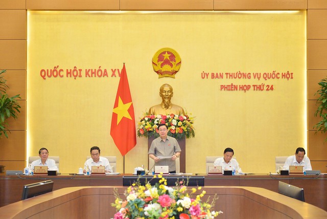 Ủy ban Thường vụ Quốc hội cho ý kiến 2 dự án Luật - Ảnh 2.