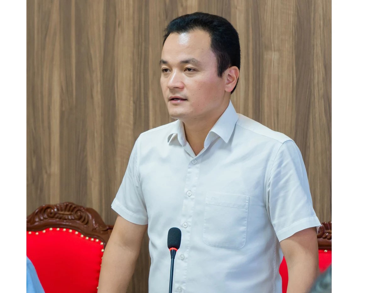 Đồng chí Giàng Quốc Hưng - Tỉnh uỷ viên, Bí thư Huyện uỷ - Chủ tịch HĐND huyện Báo cao một số kết quả công tác PCTN, TC 6 tháng đầu năm của huyện.jpg