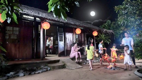 Tết Trung thu với giá trị đoàn viên, sum vầy.