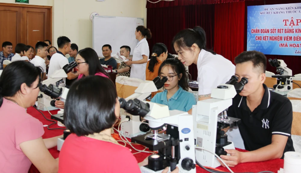 anh 1 tin sot ret.PNG